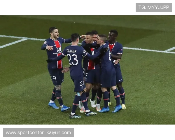 巴黎圣日耳曼欧冠夺冠，占据国际职业足球年度最佳11人五席