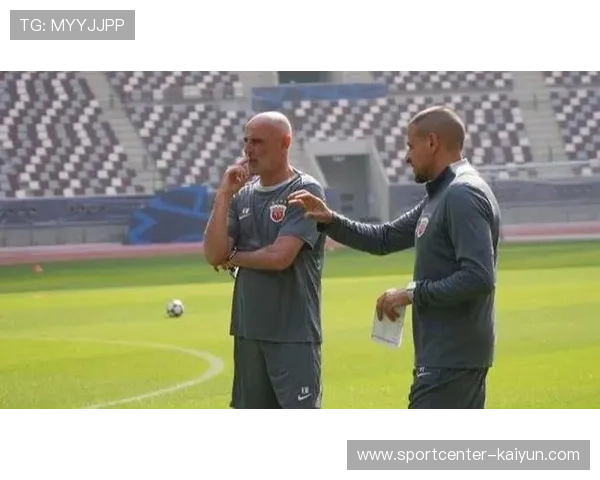 上海海港一日官宣四新援，俱乐部透露正接触U23国脚